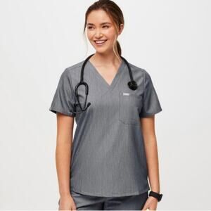 Figs Catarina Scrub Top Womens Size XS One Pocket V-Neck Short Sleeve Grey